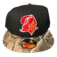 Tampa Bay Buccaneers Black and Realtree Trucker Gray UV NFL New Era 59FIFTY Fitted Hat