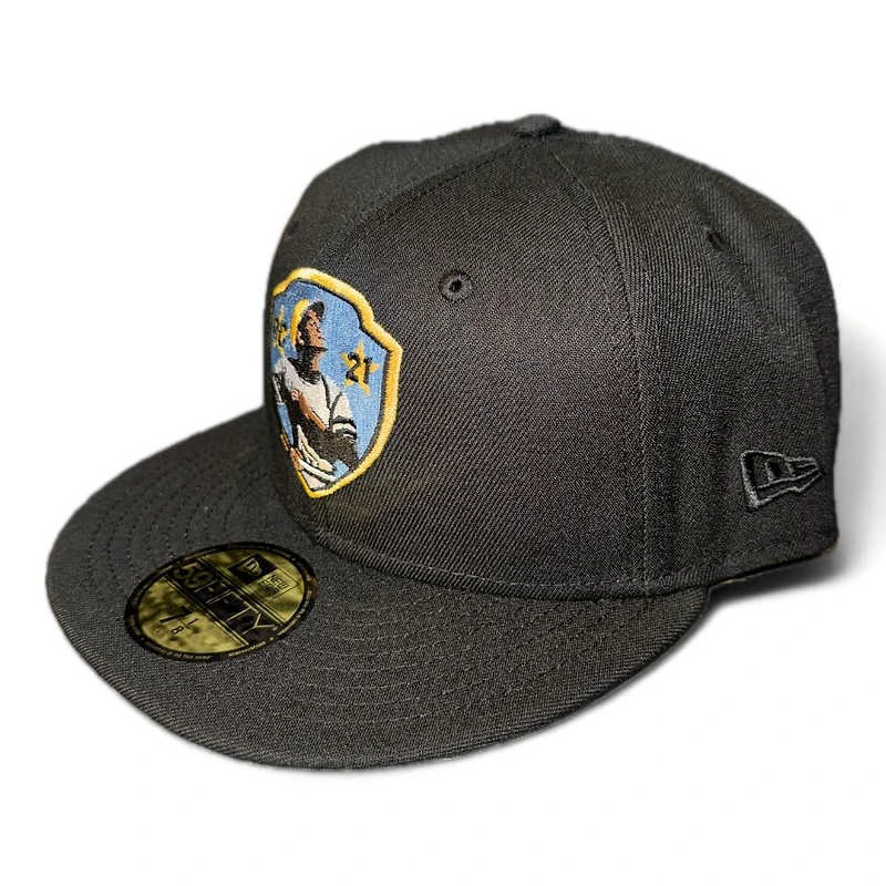 Pittsburgh Pirates Black Roberto Clemente Team Logo Patch Gray UV New Era 59FIFTY Fitted Hat