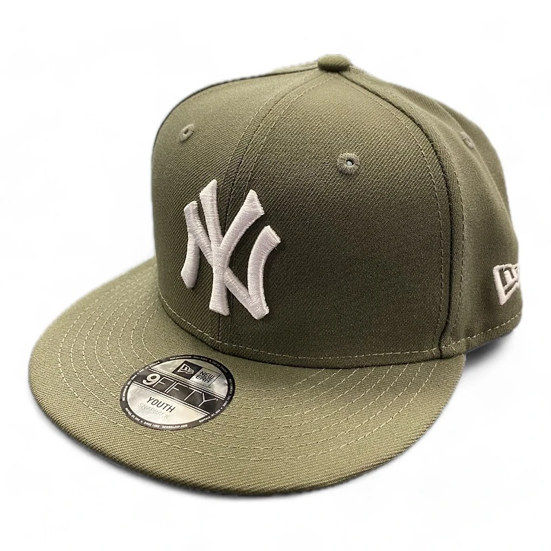 Youth New York Yankees Olive Basic New Era 9FIFTY Snapback Hat