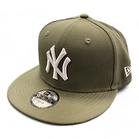 Youth New York Yankees Olive Basic New Era 9FIFTY Snapback Hat