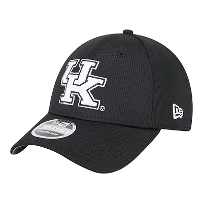 Kentucky Wildcats White on Black New Era 9FORTY Snapback Hat