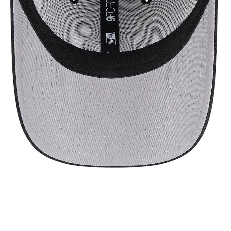 Kentucky Wildcats White on Black New Era 9FORTY Snapback Hat