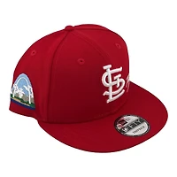 St. Louis Cardinals White on Red Arch Patch Gray UV New Era 9FIFTY Snapback Hat