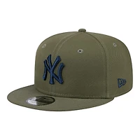 New York Yankees Olive Green Basic New Era 9FIFTY Snapback Hat