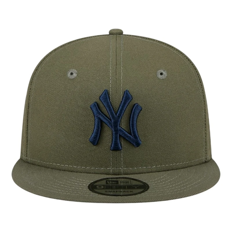 New York Yankees Olive Green Basic New Era 9FIFTY Snapback Hat