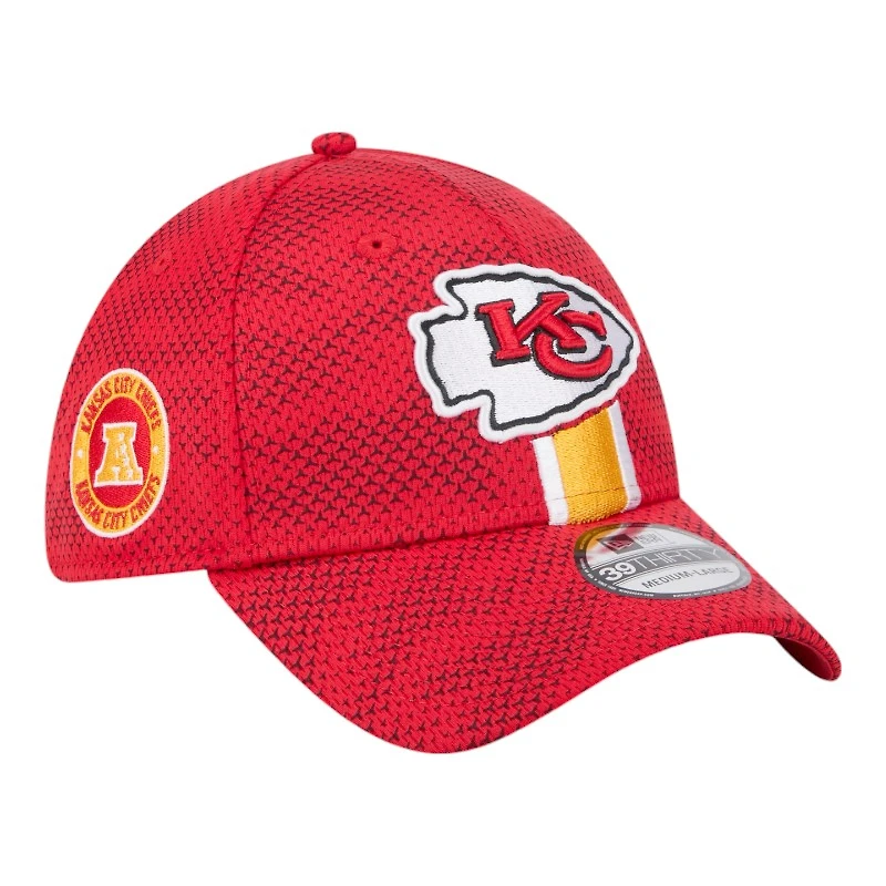 Kansas City Chiefs Red 2024 NFL Sideline New Era 39THIRTY Flex Hat