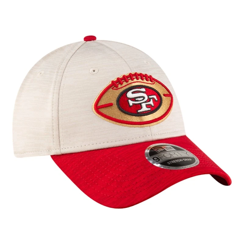 San Francisco 49ers 2024 Sideline Historic Stone New Era 9FORTY Adjustable Stretch Snap Hat