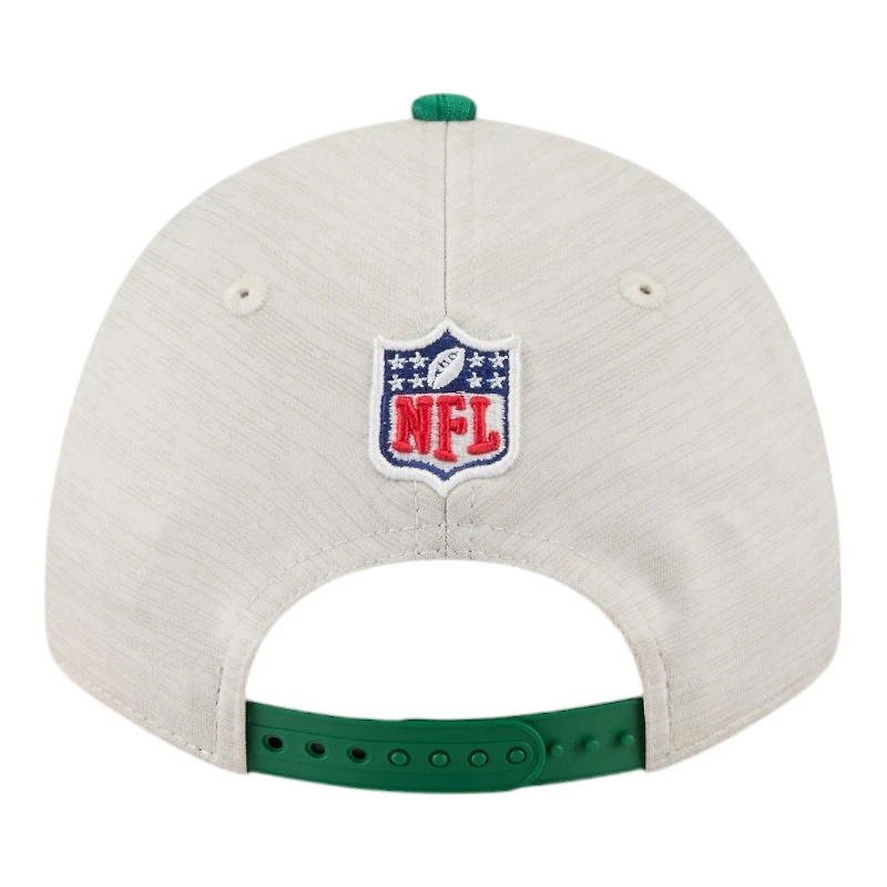 Philadelphia Eagles 2024 Sideline Historic Stone New Era 9FORTY Adjustable Stretch Snap Hat