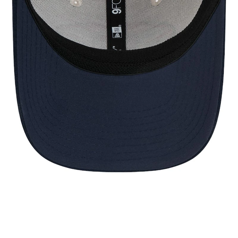 Chicago Bears 2024 Sideline Historic Stone New Era 9FORTY Adjustable Stretch Snap Hat