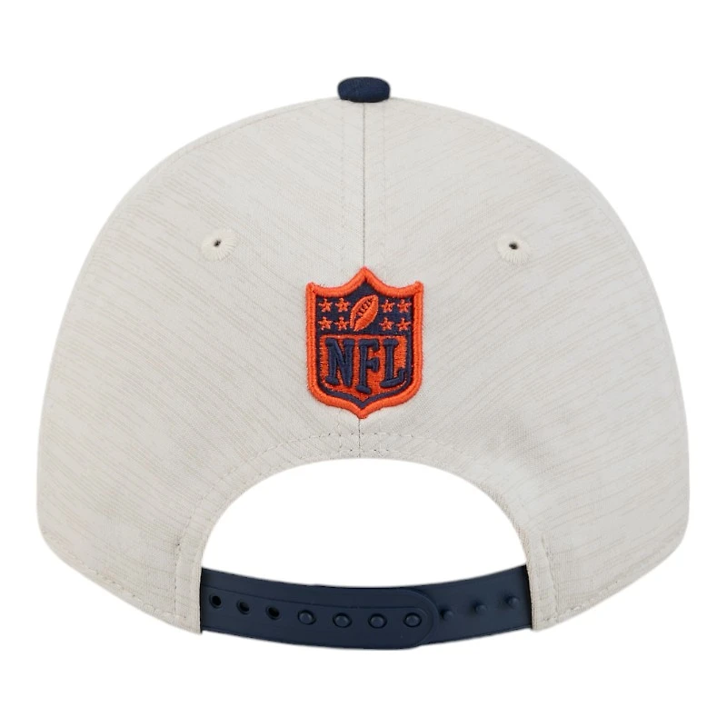 Chicago Bears 2024 Sideline Historic Stone New Era 9FORTY Adjustable Stretch Snap Hat