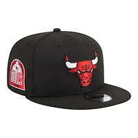 Chicago Bulls Black and Red Team Patch Gray UV New Era 9FIFTY Snapback Hat