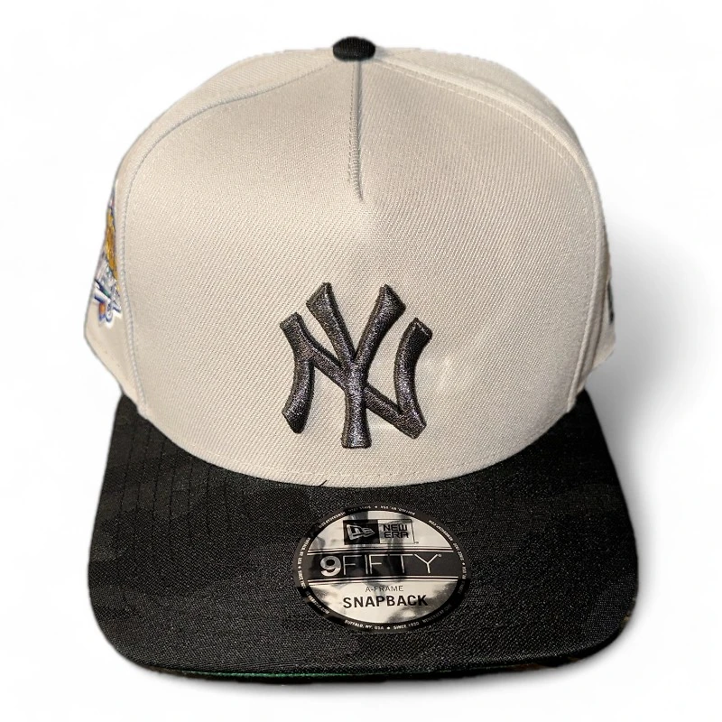 New York Yankees Stone and Black Camo 1999 WS Patch Green UV New Era A-Frame Snapback Hat