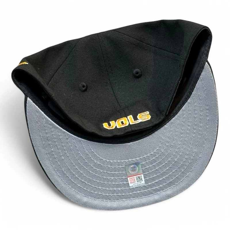 Tennessee Volunteers NCAA Black Power T Gray UV New Era 59FIFTY Fitted Hat