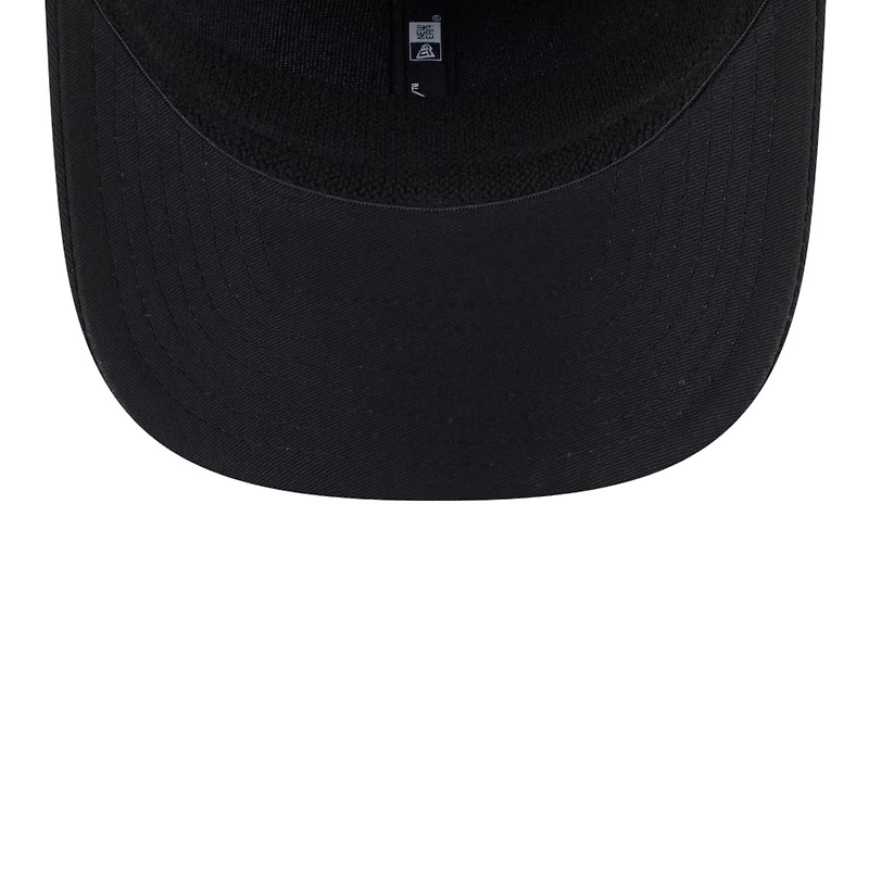 Chicago White Sox Black Circle Patch New Era 9SEVENTY Adjustable Hat