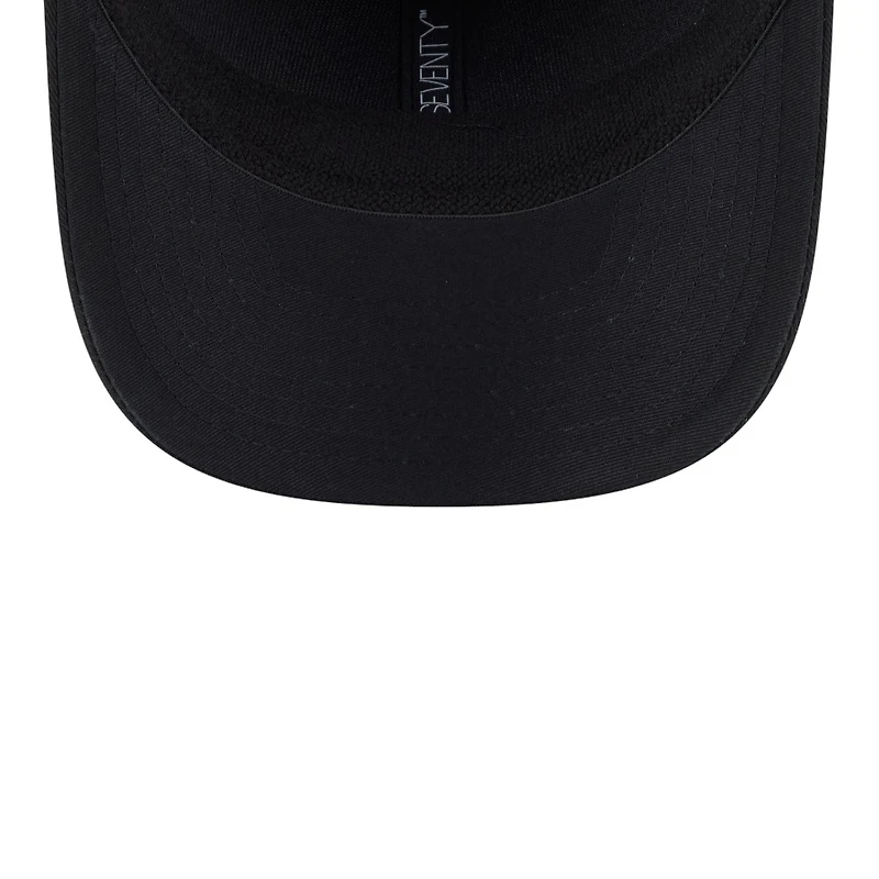 Chicago Bulls Black Circle Patch New Era 9SEVENTY Adjustable Hat