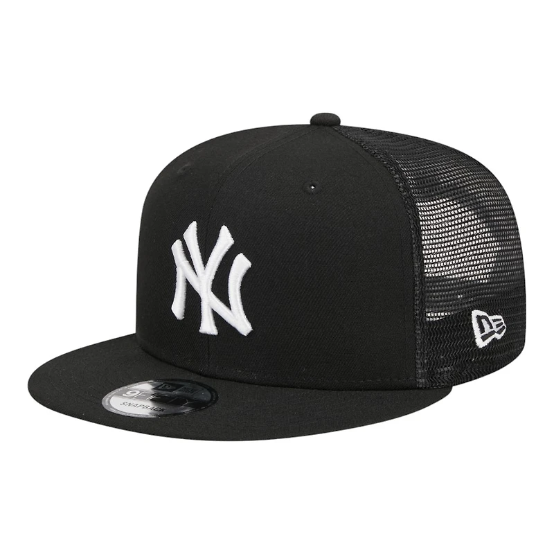 New York Yankees Black and White Trucker New Era 9FIFTY Snapback Hat