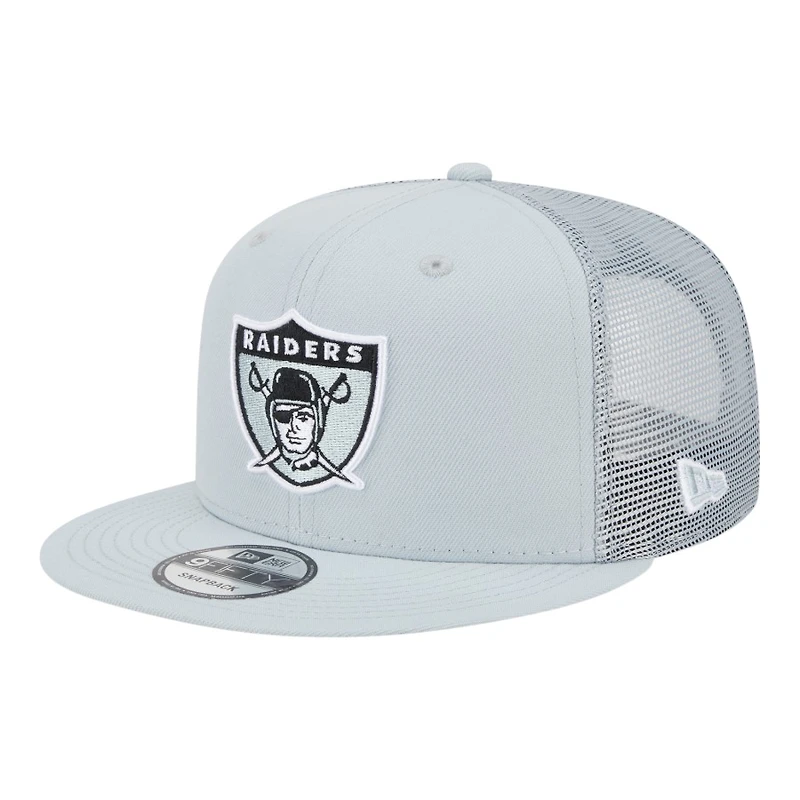 Las Vegas Raiders Gray Trucker New Era 9FIFTY Snapback Hat