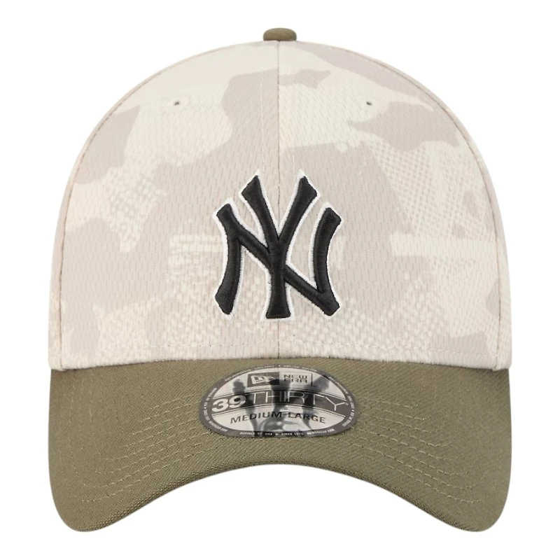 New York Yankees Light Beige and Olive 2025 Armed Forces Day Era 39THIRTY Flex Hat