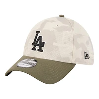 Los Angeles Dodgers Light Beige and Olive 2025 Armed Forces Day New Era 39THIRTY Flex Hat