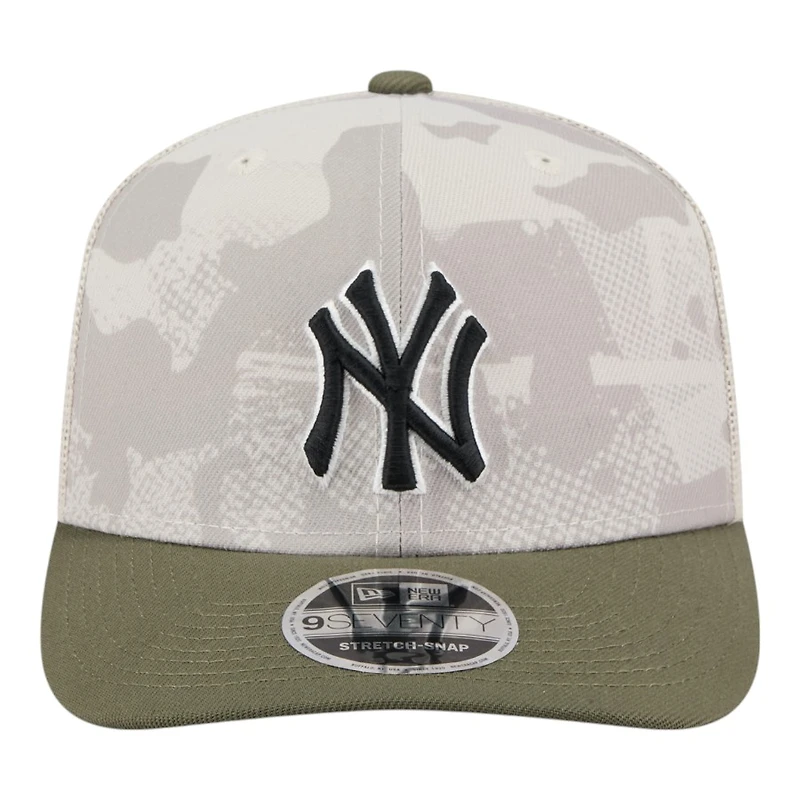 New York Yankees 2025 Armed Forces Day New Era 9SEVENTY Stretch-Snap Hat