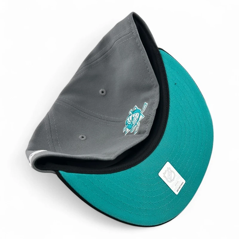 Anaheim Ducks Gray and Storm Black 25th Anniversary Patch Teal UV NHL New Era 59FIFTY Fitted Hat