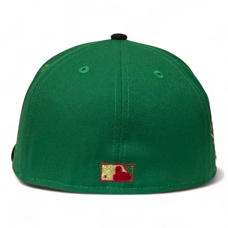 Atlanta Braves Kelly Green and Black 1999 WS Patch Gray UV New Era 59FIFTY Fitted Hat