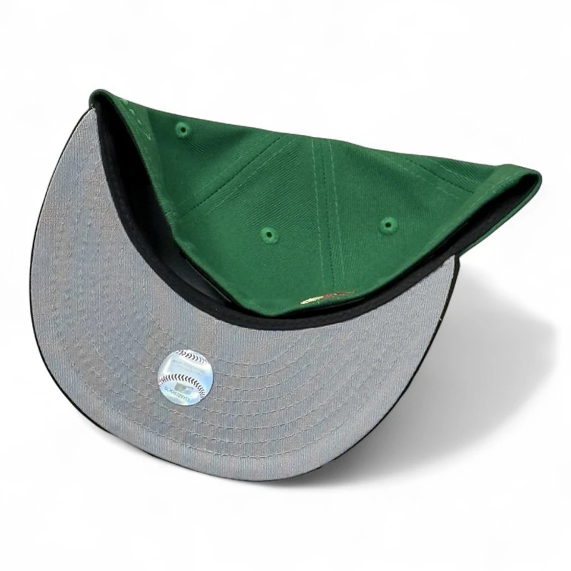 Atlanta Braves Kelly Green and Black 1999 WS Patch Gray UV New Era 59FIFTY Fitted Hat