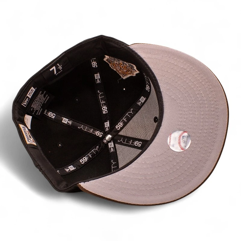 New York Yankees Black and Mocha 1999 World Series Patch Grey UV Era 59Fifty Fitted Hat