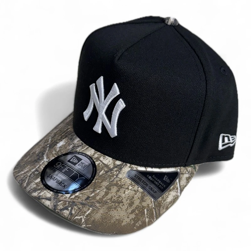 New York Yankees Black and Realtree Parks and Rec Patch New Era 9FIFTY A-Frame Snapback Hat