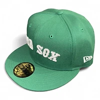 Boston Red Sox Kelly Green Clover Patch Ireland Flag Batterman Gray UV New Era 59FIFTY Fitted Hat