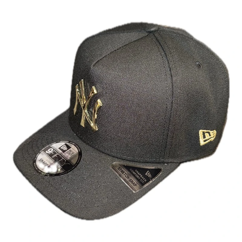 New York Yankees Black with Gold Metal Badge Logo 2000 WS Patch New Era 9FIFTY A-Frame Snapback Hat