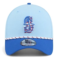 Seattle Mariners Light Blue and 2025 Fourth of July New Era 39THIRTY Flex Hat