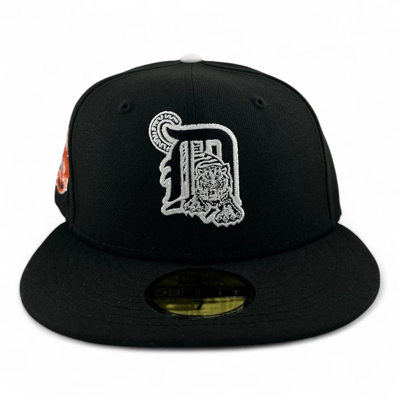 Detroit Tigers Black and White "TV Collection" Kelly Green UV New Era 59FIFTY Fitted Hat