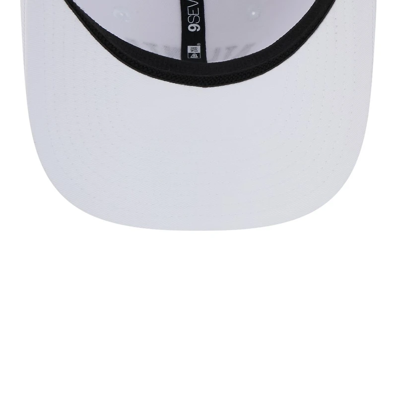Atlanta Braves White New Era 9SEVENTY Stretch Snapback Hat
