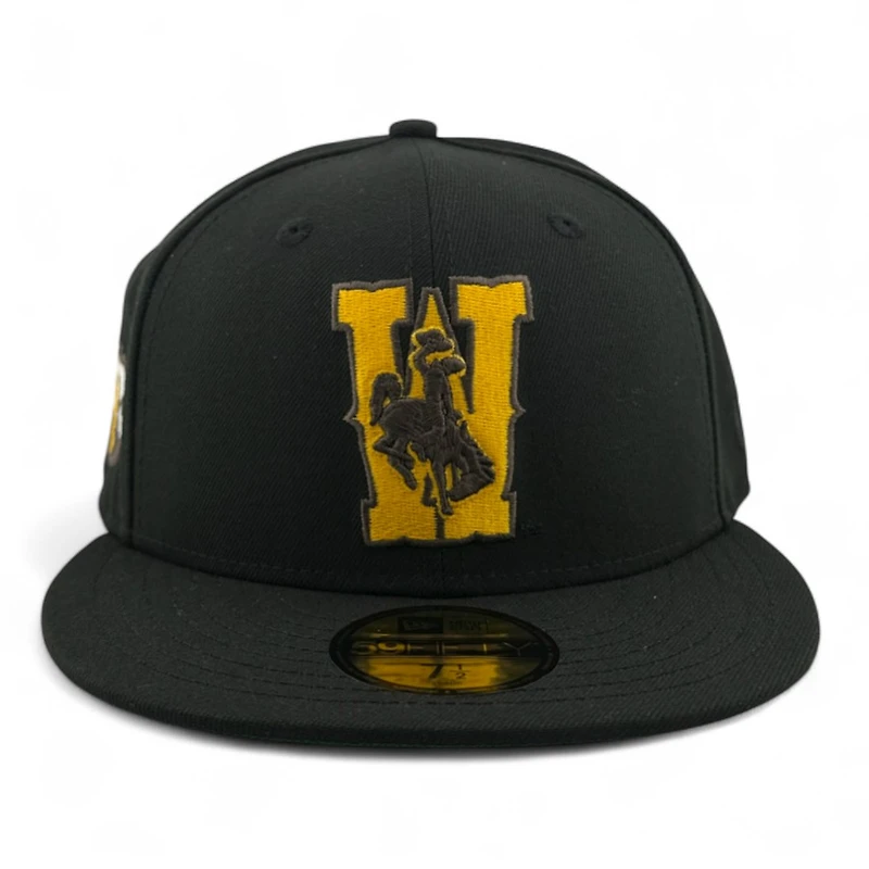 Wyoming Cowboys Black Steamboat W Football Patch Green UV New Era 59FIFTY Fitted Hat