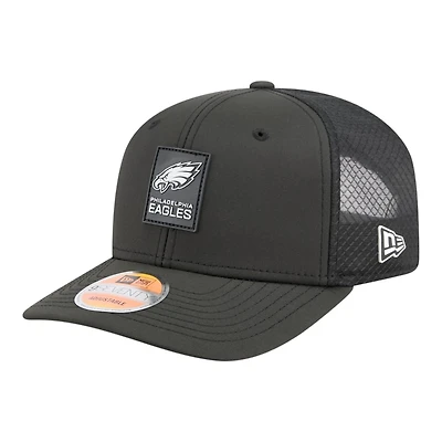 Philadelphia Eagles Black 2025 NFL Sideline New Era 9SEVENTY Trucker Adjustable Snapback Hat
