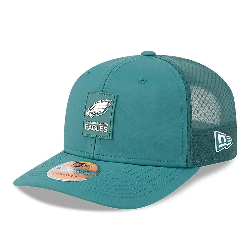 Philadelphia Eagles Midnight Green 2025 NFL Sideline New Era 9SEVENTY Trucker Adjustable Snapback Hat
