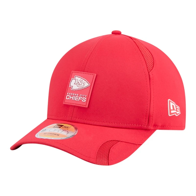 Kansas City Chiefs Red 2025 NFL Sideline New Era 9FORTY M-Crown Adjustable Hat