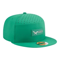 Philadelphia Eagles Kelly Green Throwback 2025 NFL Sideline Split Panel New Era 9FIFTY Snapback Hat