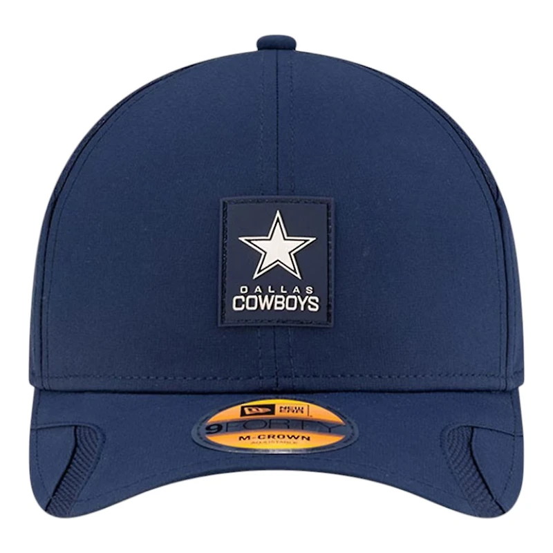 Dallas Cowboys Navy 2025 NFL Sideline New Era 9FORTY M-Crown Adjustable Hat