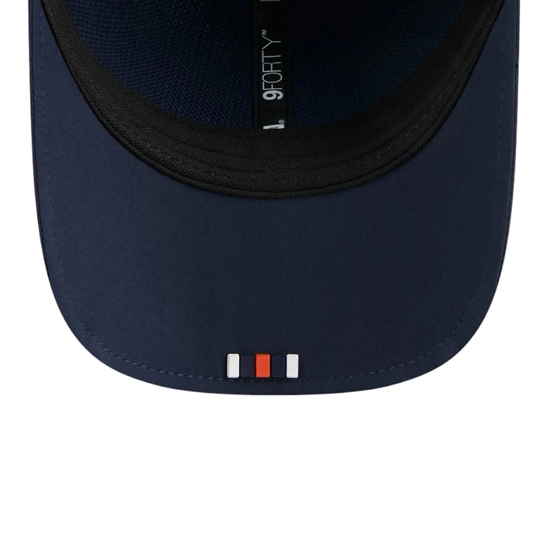 Chicago Bears Navy "C" Logo 2025 NFL Sideline New Era 9FORTY M-Crown Adjustable Hat