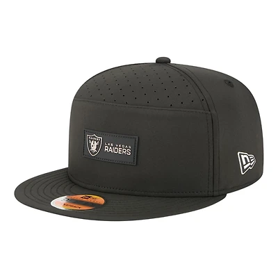 Las Vegas Raiders Black 2025 NFL Sideline Split Panel New Era 9FIFTY Snapback Hat