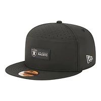 Las Vegas Raiders Black 2025 NFL Sideline Split Panel New Era 9FIFTY Snapback Hat