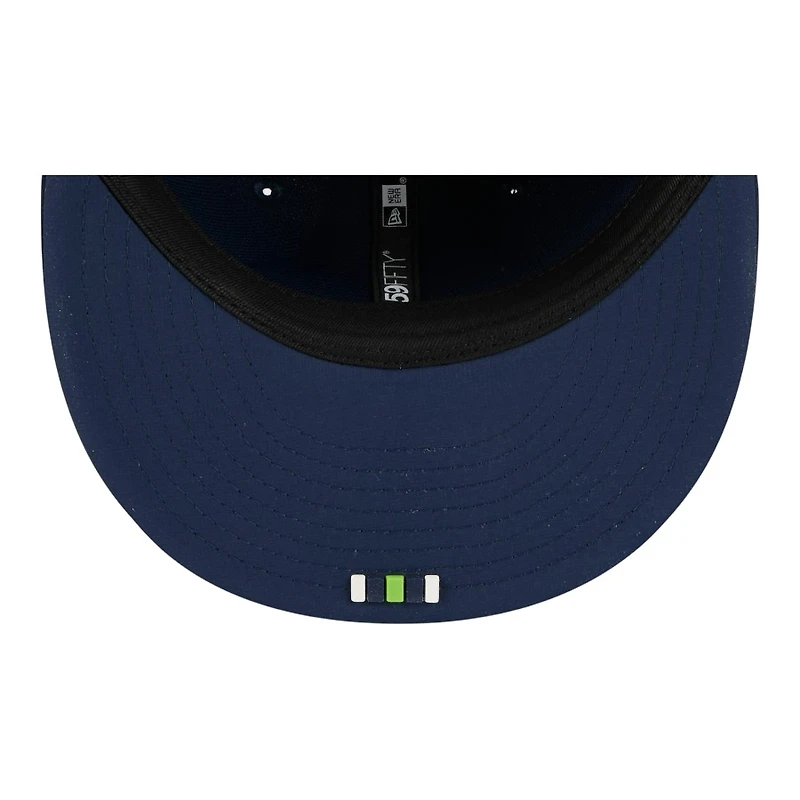 Seattle Seahawks Navy 2025 NFL Sideline New Era 59FIFTY Fitted Hat