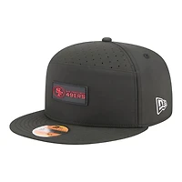 San Francisco 49ers Black 2025 NFL Sideline Split Panel New Era 9FIFTY Snapback Hat