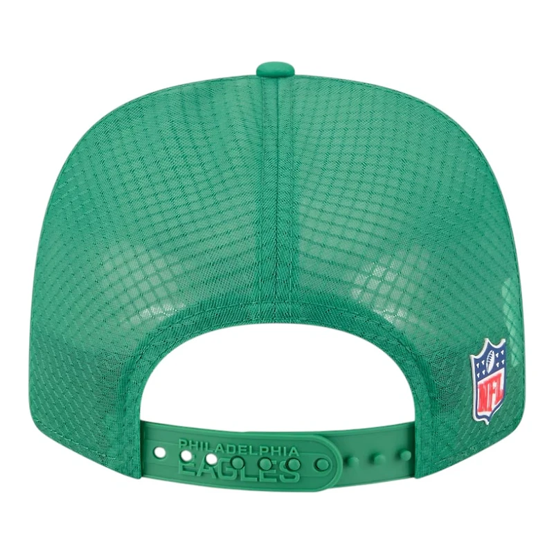 Philadelphia Eagles Kelly Green 2025 NFL Sideline New Era 9SEVENTY Trucker Adjustable Snapback Hat