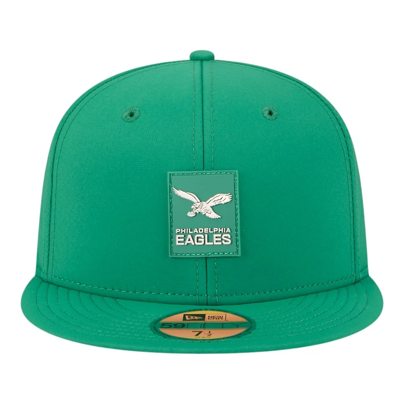 Philadelphia Eagles Kelly Green Throwback 2025 NFL Sideline New Era 59FIFTY Fitted Hat