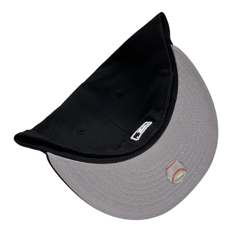 San Diego Padres Black and White Outline Basic New Era 59FIFTY Fitted Hat