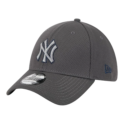 New York Yankees Graphite Era 39THIRTY Flex Hat