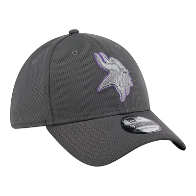 Minnesota Vikings Graphite New Era 39THIRTY Flex Hat